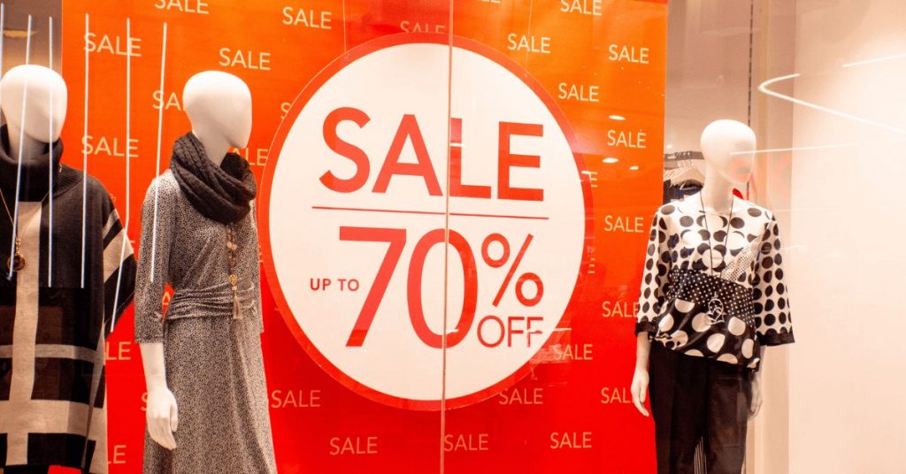 Retail Clearance Strategies: How to Run a Great Clearance Sale