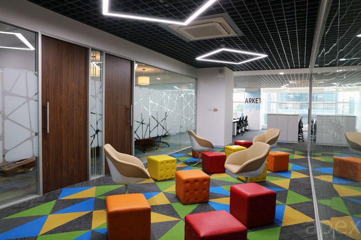 Creative breakout areas office design ideas for startups
